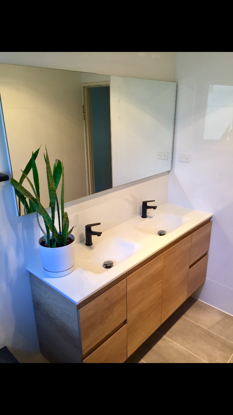 Bathroom after1